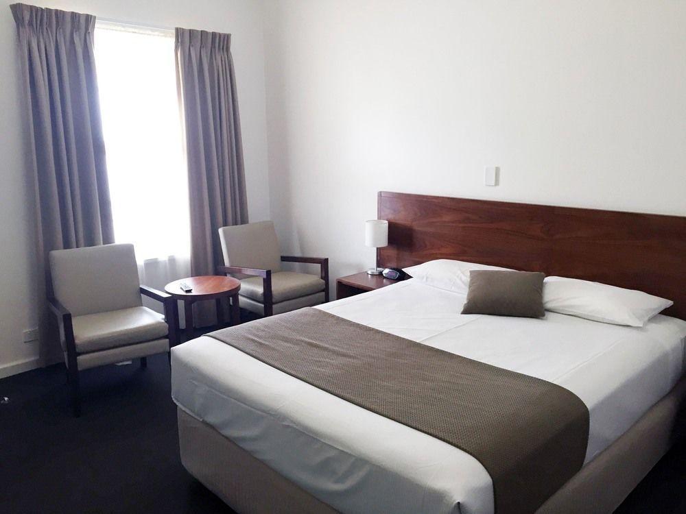 The Rose Hotel & Motel Банбери Экстерьер фото
